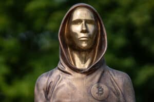 Portrait of the statue of Satoshi Nakamoto